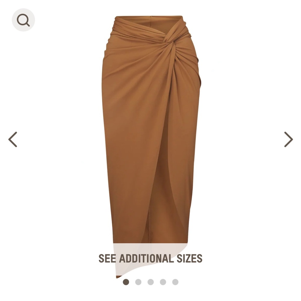 SKIMS SIGNATURE SWIM SARONG SKIRT / COVERUP